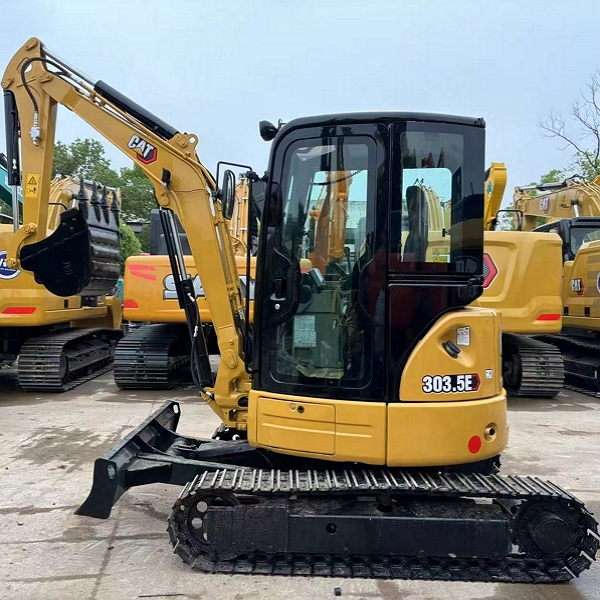 Cat Used 303.5E Good Condition 3 Tons Japan Original Hydraulic Mini Excavator 