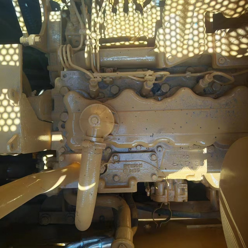 CAT D7G(1)
