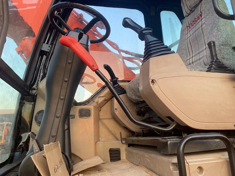 Doosan 150H (3)