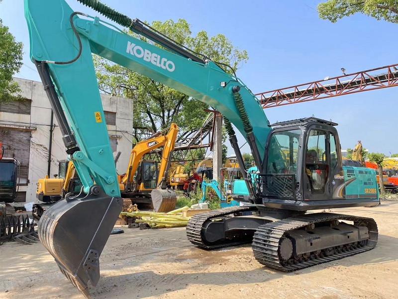 Kobelco SK200-8 Japanese second-hand excavator6