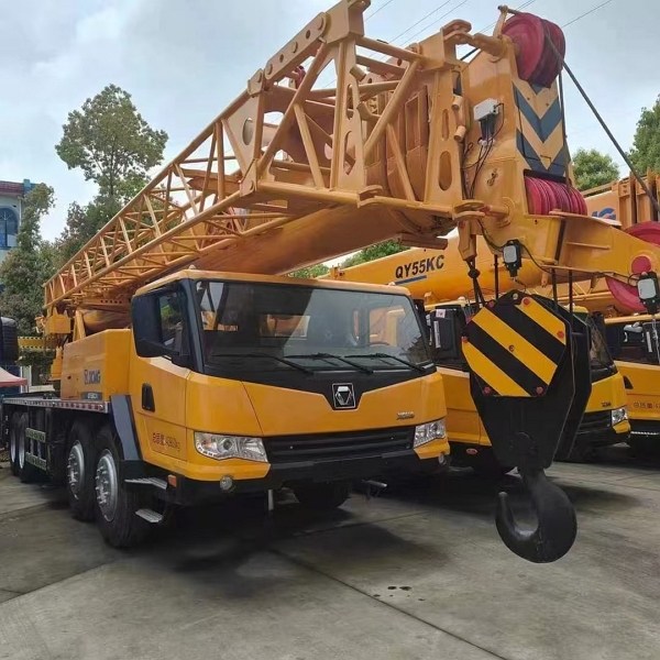 XCMG QY55KC Used 55 Tons Powerful And Good Condition Hydraulic Crane Saves Energy