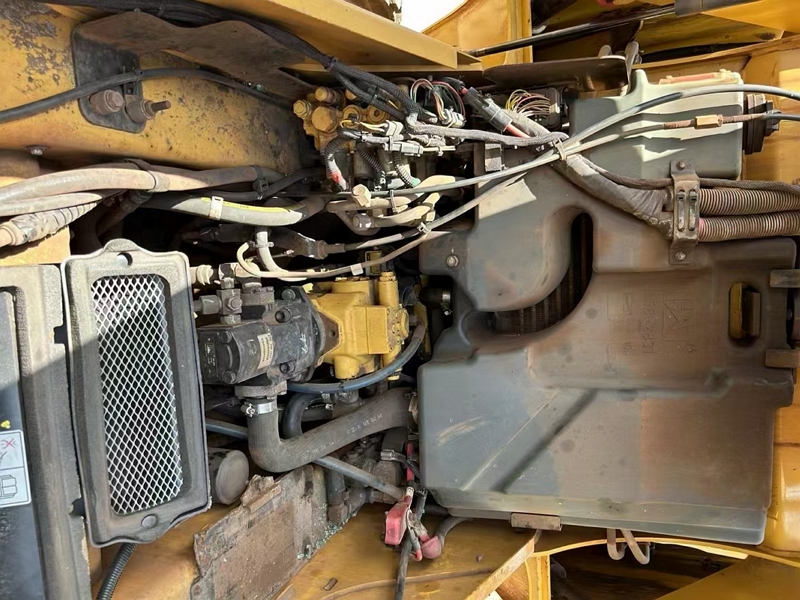 Cat 246C used skid steer loader7