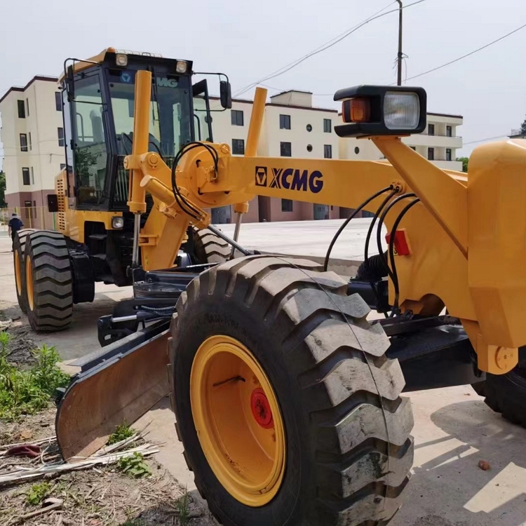 XCMG GR1805 Used Hydraulic Motor Grader High Horsepower Traction Equipment Wholesale