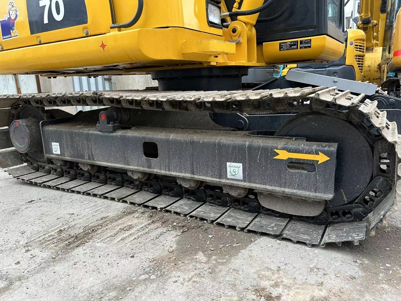 Komatsu PC70-8 used hydraulic excavator8