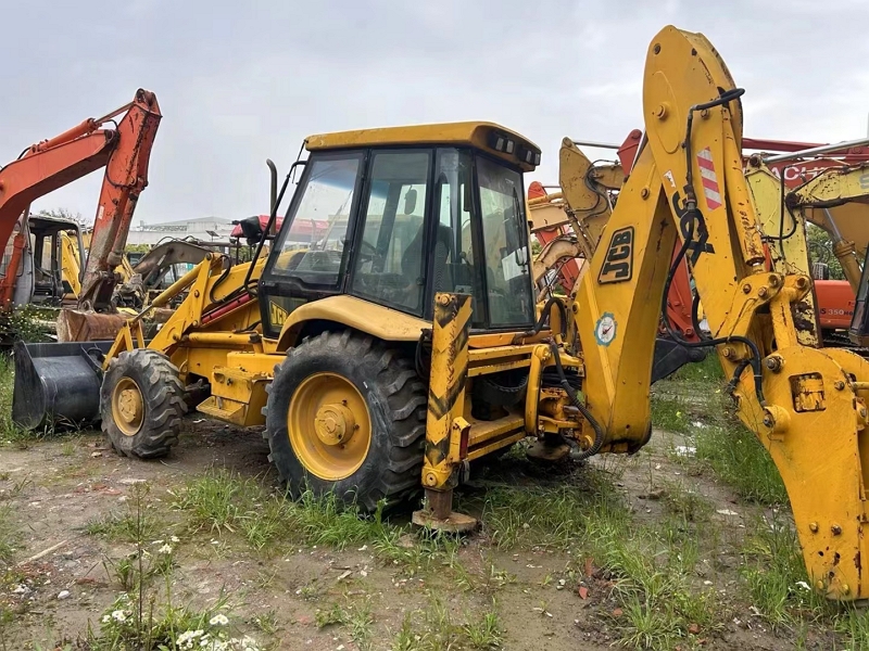 JBC 3CX used backhoe loader7