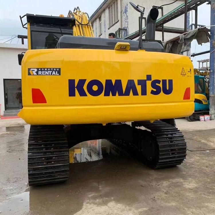 Komatsu PC200-8 Second Hand 20 Ton Excavator CLSS Hydraulic System Made in Japan