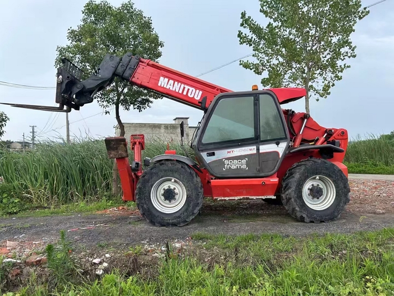 Manitou MT1740 used Telescopic Handler6