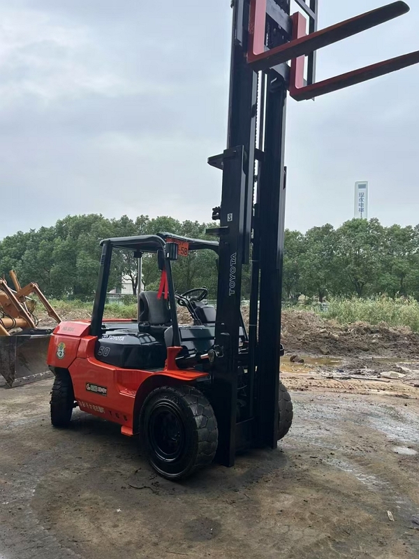 Toyota 5 tons forklift8