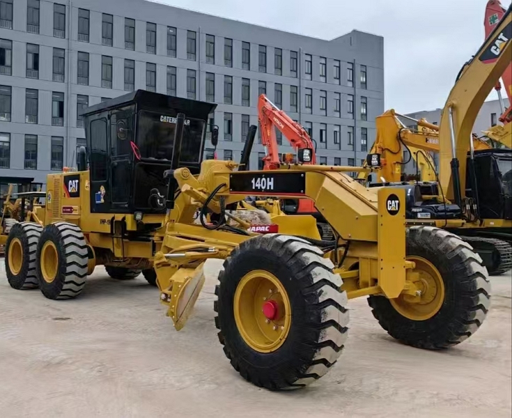 Cat140H Second Hand Low Working Hours And Hot Sale Original Wheel Garder Made in Japan