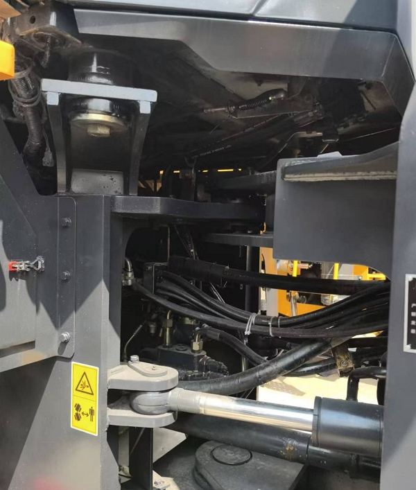 Liugong870(6)