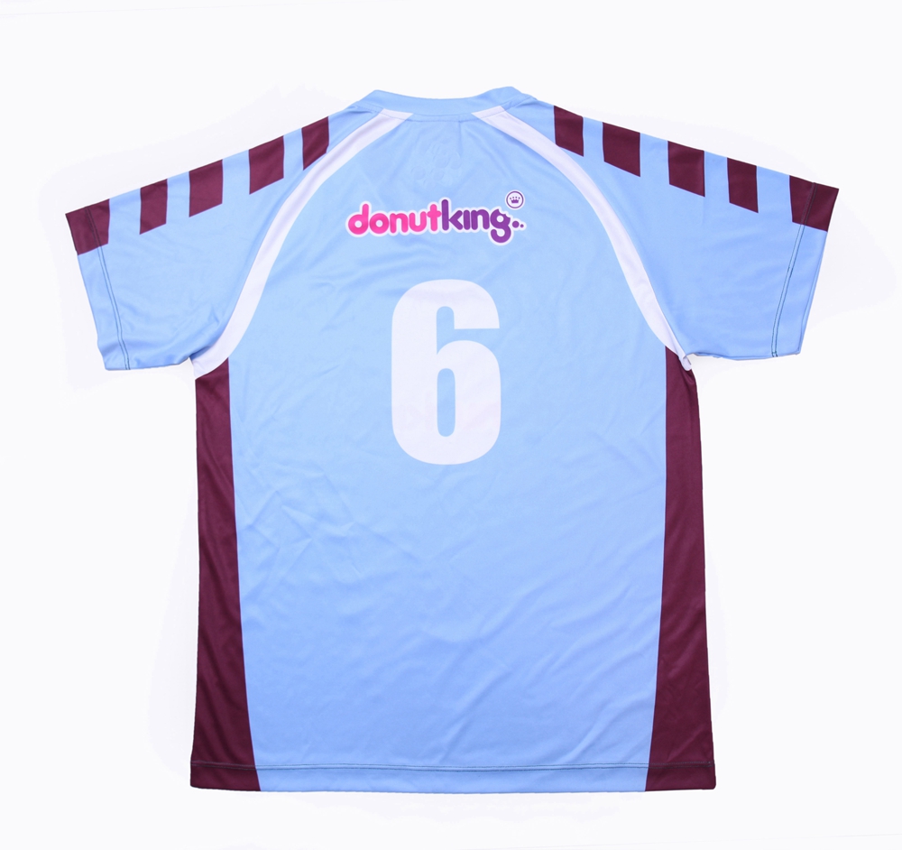 Customized number printing on the back of T-shirt