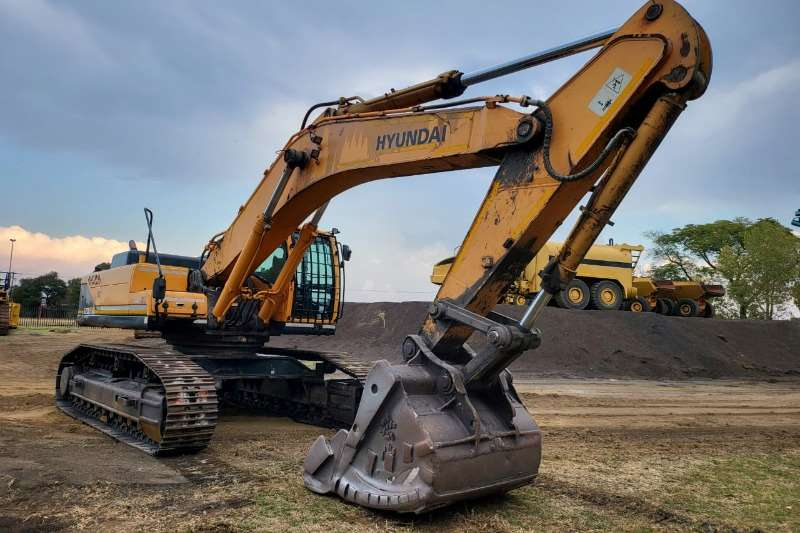 Application Of Excavators In Water Conservancy Projects