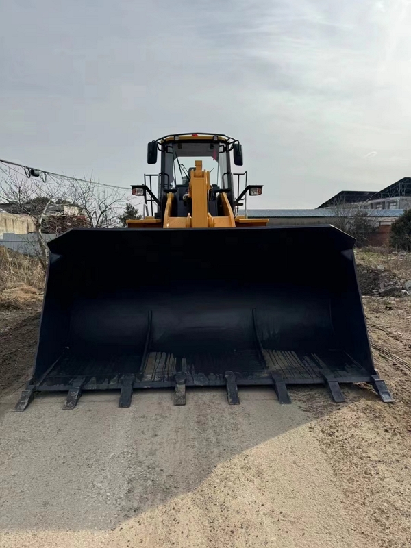 Liugong 862H Used Low Working Hour Wheel Loader Front Loader for Sale