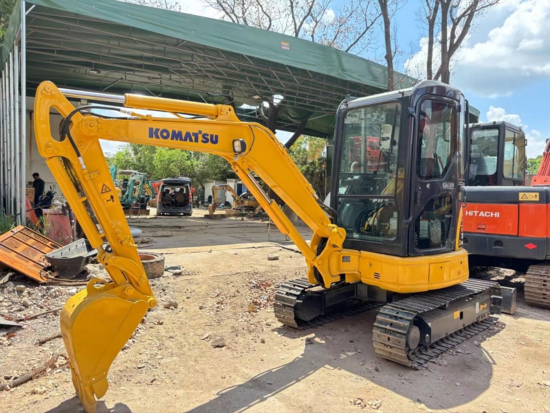 Komatsu PC30 Second hand mini excavator5