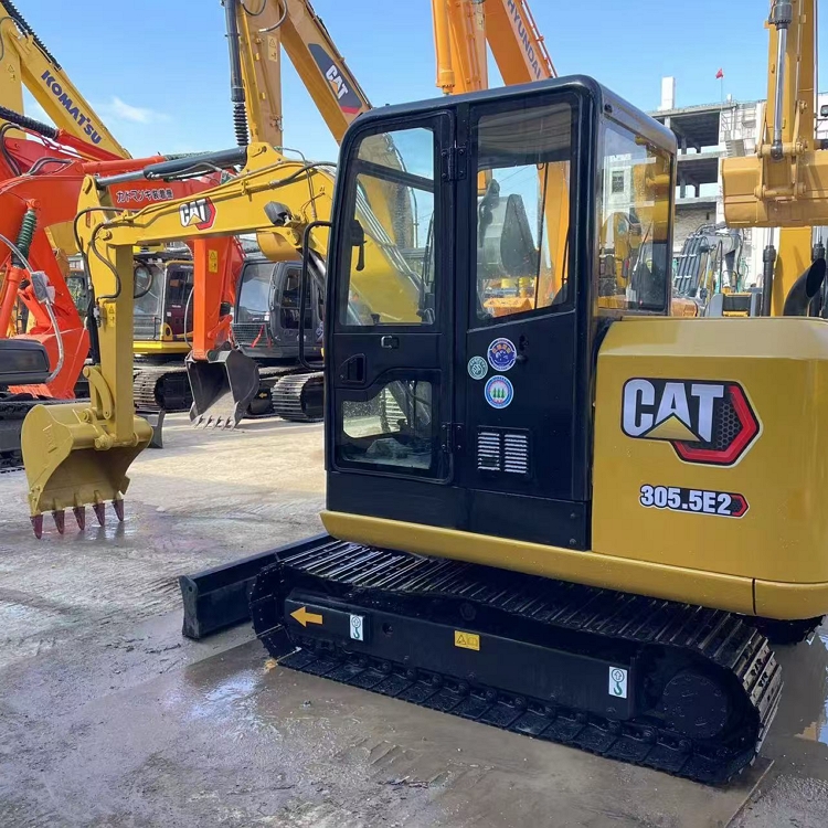 Cat 305.5 E2 Second Hand Small 5 Tons Hydraulic Excavator Japanese Original