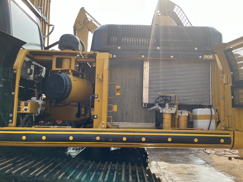 CAT336D2L(4)