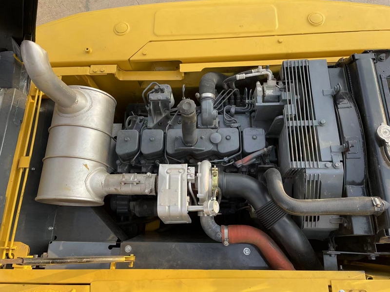 Komatsu PC200-7 used crawler excavator6