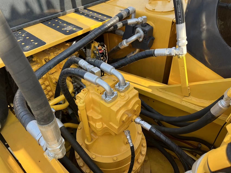 Komatsu PC400-7 used excavator supplier7