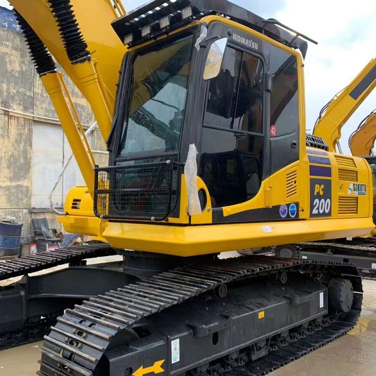 Komatsu PC200-8 Second Hand 20 Ton Excavator CLSS Hydraulic System Made in Japan