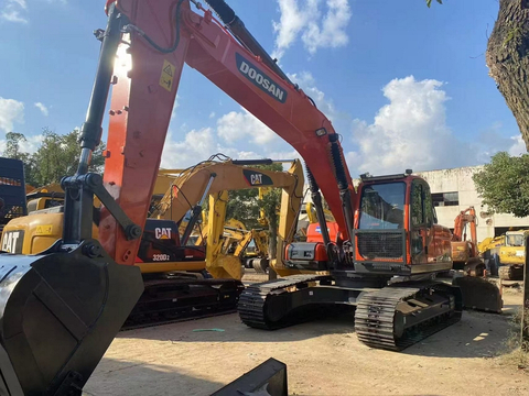 Doosan DX225LC-9C Secndhand Crawler Excavator 22 Tons Excellent Condition For Sale