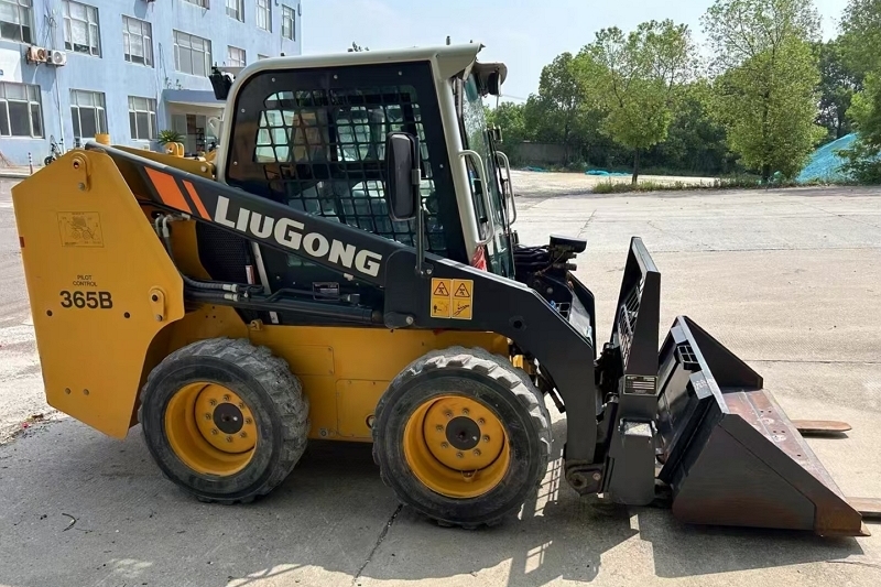 used loader wholesale3
