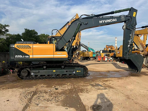 Hyundai 220LC-9S Used 22 Ton Crawler Excavator Cummins Engine For Sale