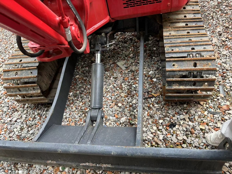 Yanmar Vio30 used excavator9