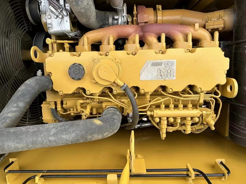 CAT 320 used excavator wholesale7