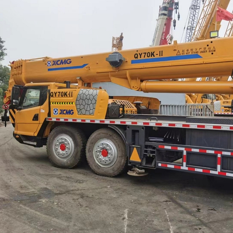 XCMG QY70K Used 70 Ton Crane Independent Telescopic Boom Design Made in China