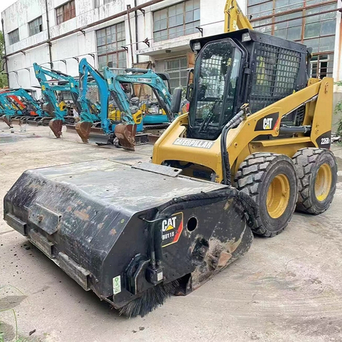Cat226 Second Hand Cleaning Function Original Mini Wheel Loader for Sale