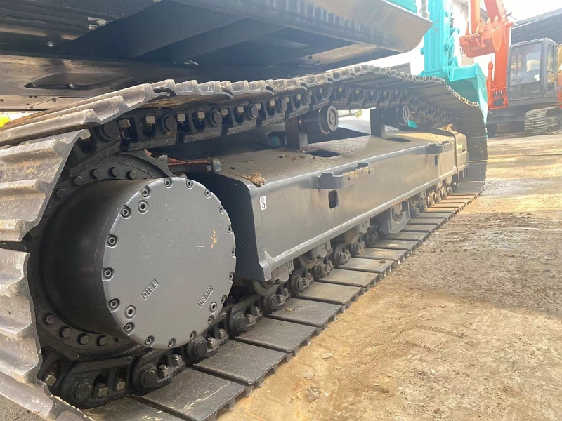 Kobelco SK200 used Fully hydraulic excavator11