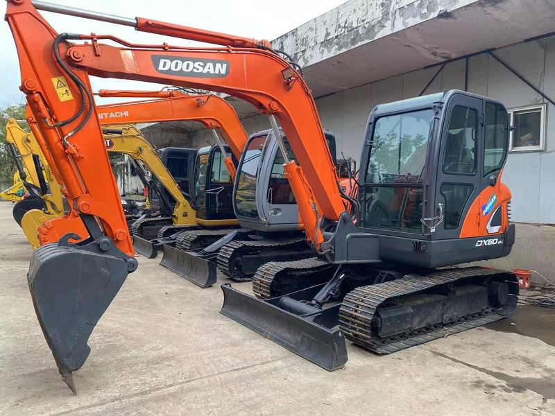 Doosan DX60-9C Used Low Working Hour 6 Ton Used Mini Excavator For Sale