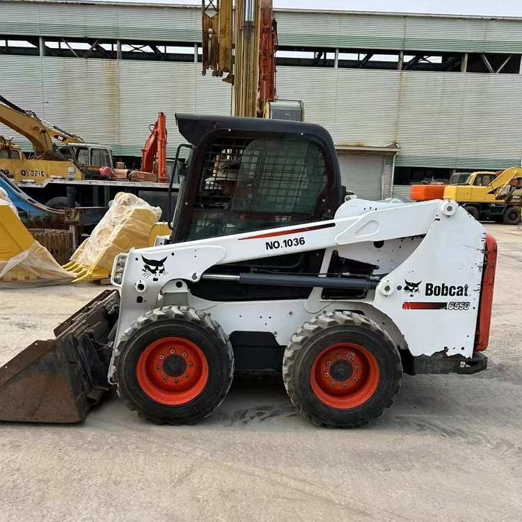 Bobcat S550 second hand skid steer loader radial lift loading equipment wholesale