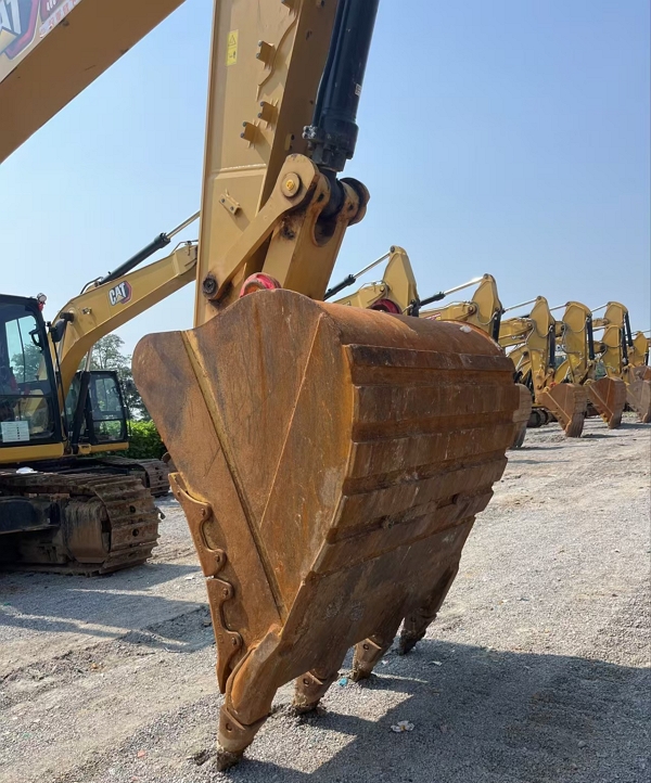 Caterpillar 336 Low Working Hours And Good Condition 36Tons Original Hydraulic Excavator Made in Japan