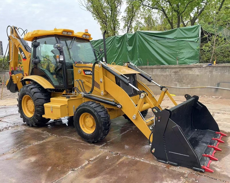 Cat420Fll Boutique And Compact Wheel Backhoe Loader Made in Japan