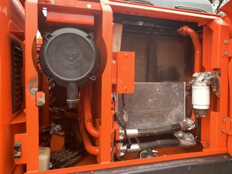 Doosan DX140LC (10)