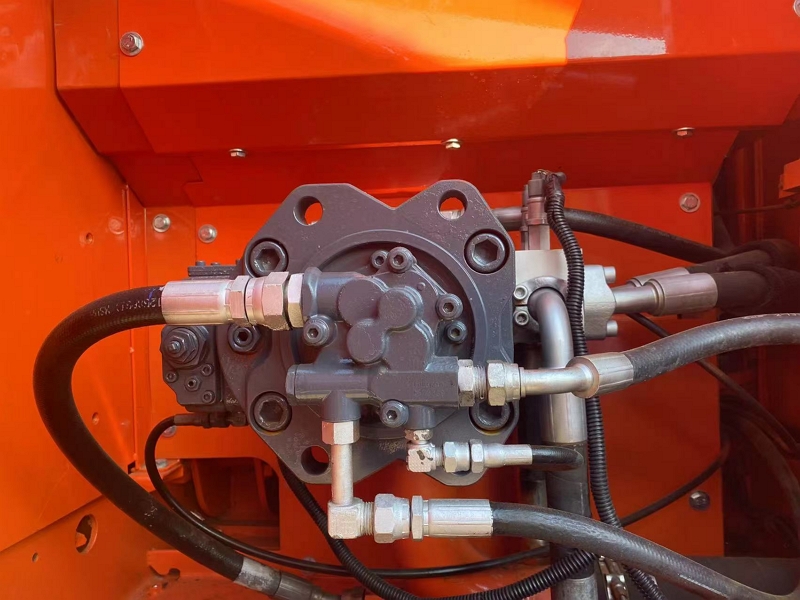 Doosan DX225LC-9C (7)
