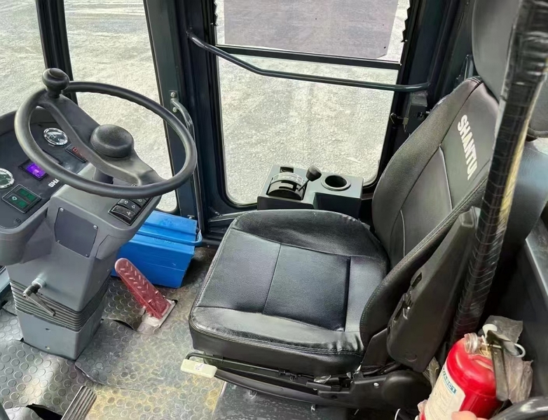 shantui SD22 roller(4)