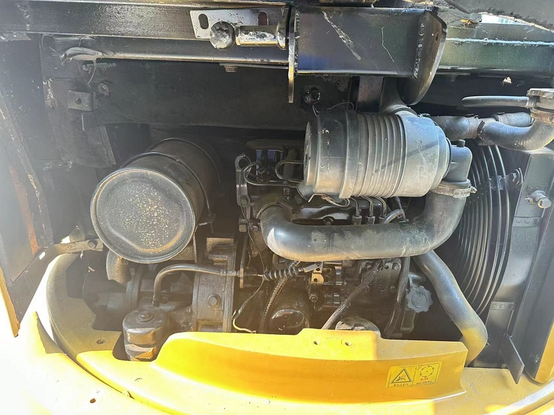 CAT 303C mini used excavator9
