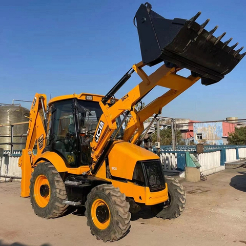 JCB Second Hand 3CX Backhoe Loader Versatility With High Ground Clearance