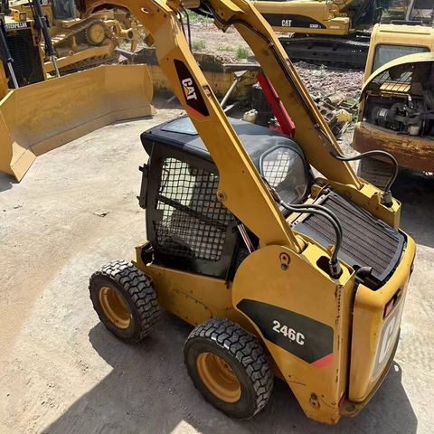 Cat 246C used skid steer loader radial lift narrow construction Japanese original