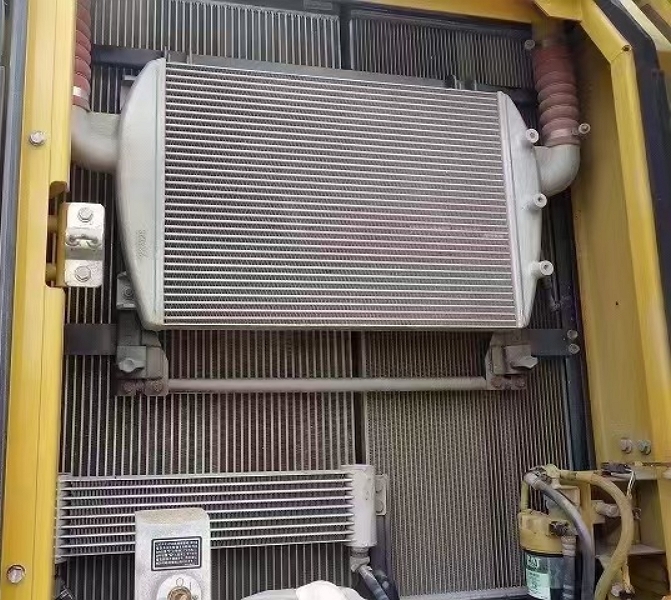 CAT326F(6)
