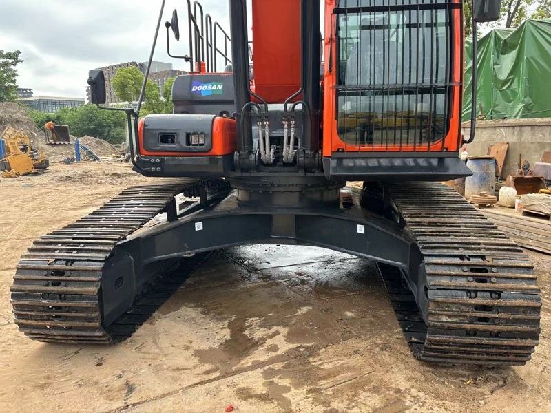 Doosan DX300LC-9C (10)