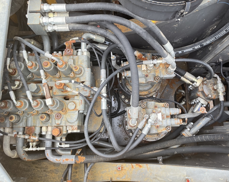 Volvo EC480DL原版(8)