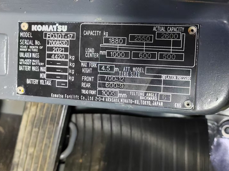 Komatsu SD30-17 used forklift6