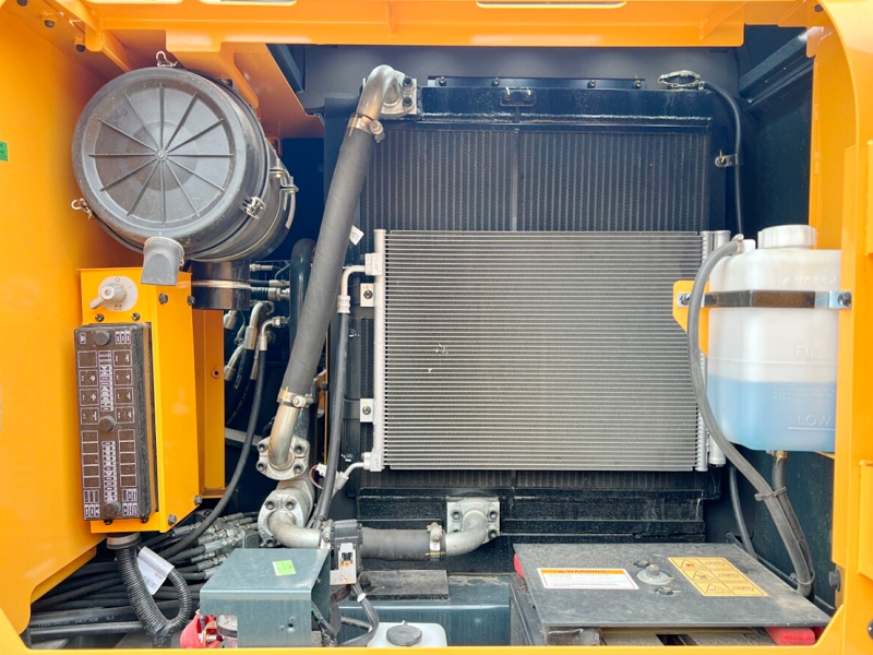 Hyundai 140 (6)