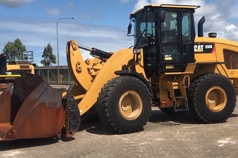 The Important Role Of Loaders In Ports And Logistics