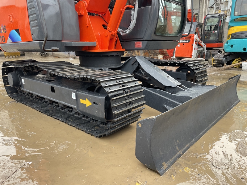 Hitachi ZX70 Used 7 Ton Almost New Excellent Condition Mini Hydraulic Crawler Excavator for Sale 