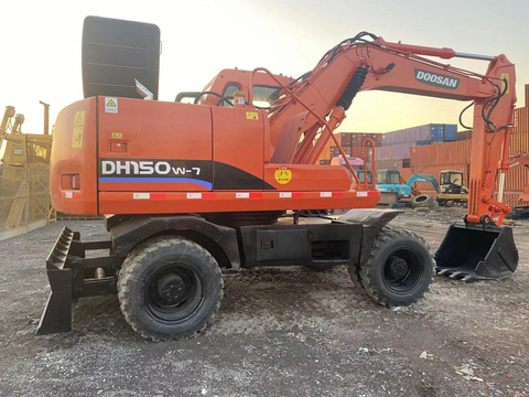 Doosan DH150W-7 Used Medium Wheel Excavator 15 Tons Original South Korea For Sale
