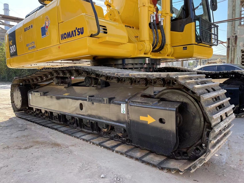 Komatsu PC300-7 excavator supplier6